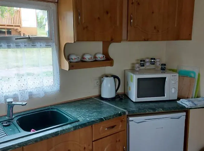 Mobilni Dum Rimini A Monaco V Kempu Ve Vyrovicich Campsite *